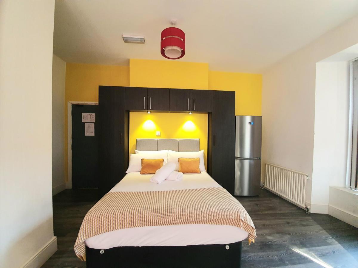 Oyo Butlers Hotel Шефилд Экстерьер фото